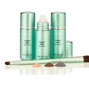 MALLY Liquid Light Eyeshadow Trio + Brush Brown Champagne Plum NIB with Brush